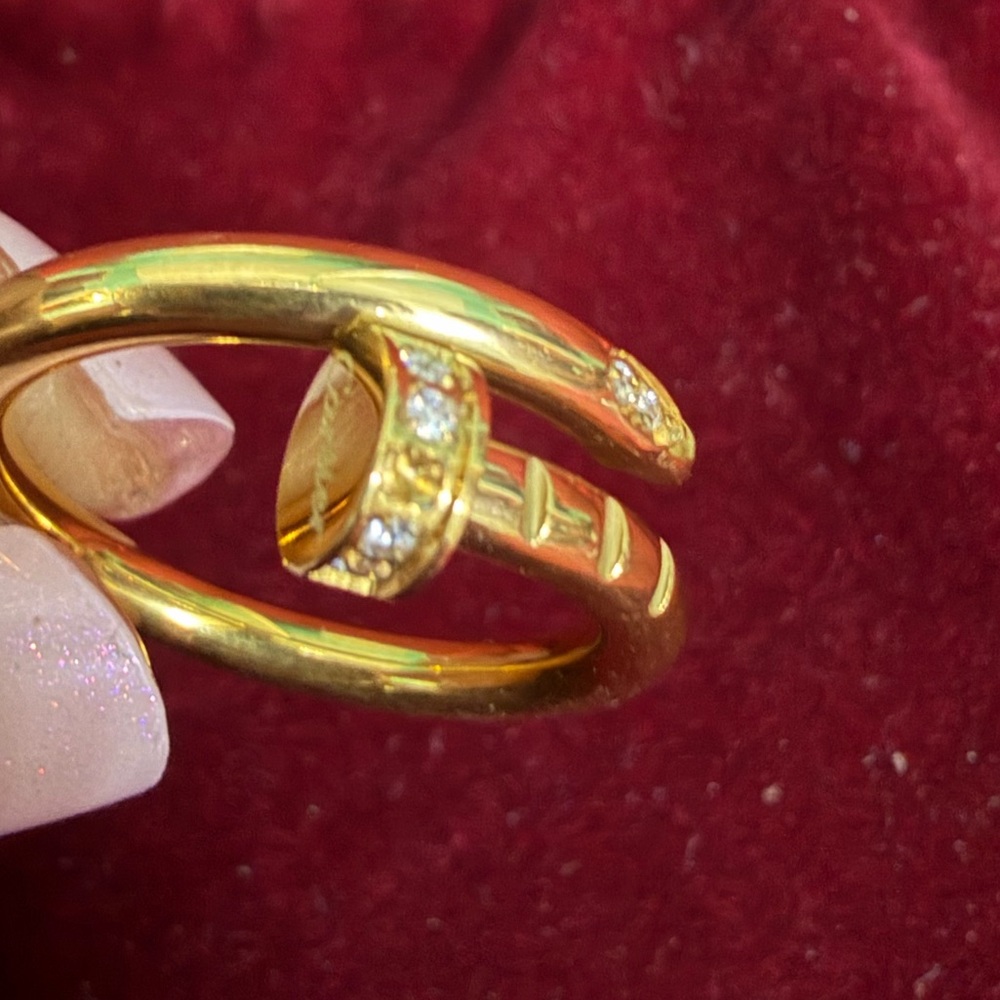 👑✅PRICE FIRM✅ Gold Plated Fashion Bejeweled Nail Ring - Picture 6 of 11